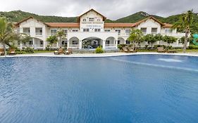 Casa Maya Resort